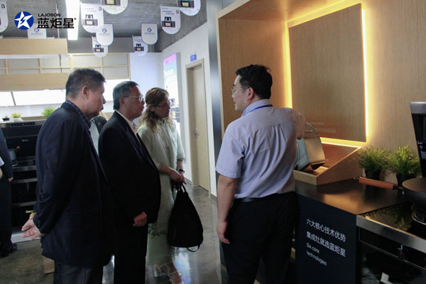 了解藍(lán)炬星集成灶產(chǎn)品