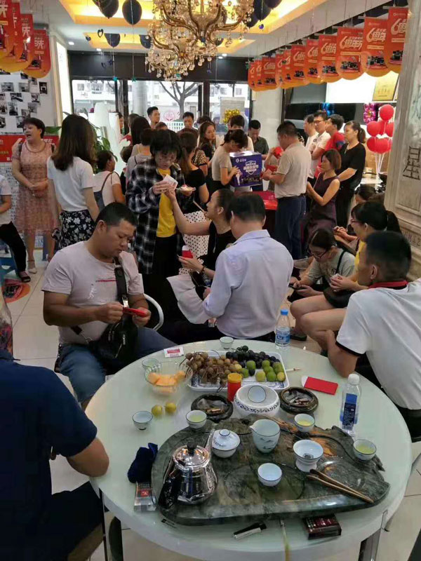 藍(lán)炬星集成灶漳州周年慶落地68單！