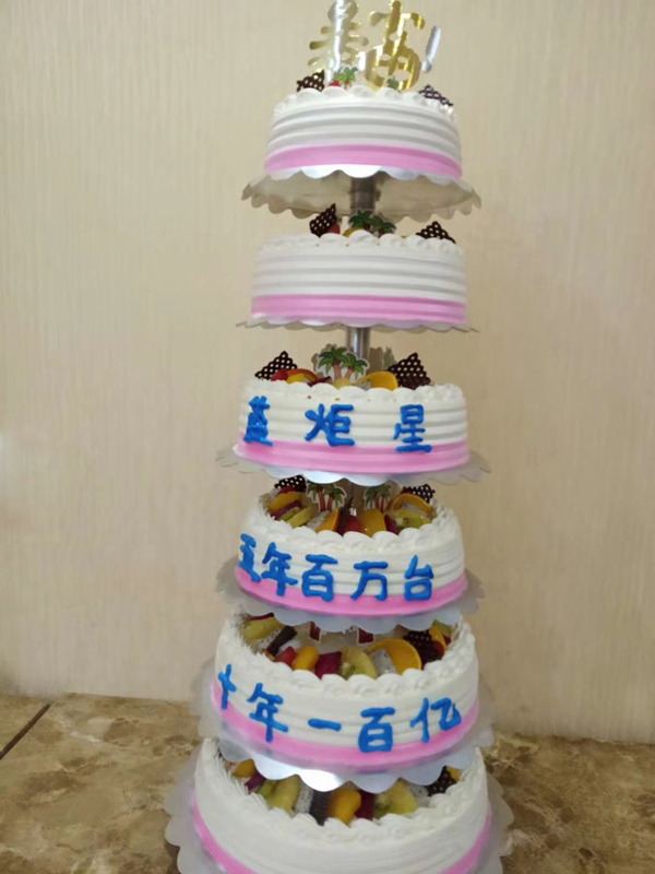 藍(lán)炬星五年百萬(wàn)臺(tái),十年一百億的目標(biāo)