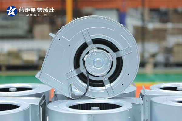 藍炬星集成灶一鍵清洗功能