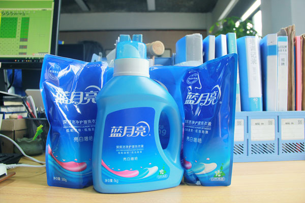 藍(lán)炬星總經(jīng)辦為各個(gè)部門在崗女職工送上暖心福利