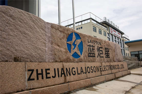 加盟集成灶創(chuàng)業(yè)，應該注意哪些方面？